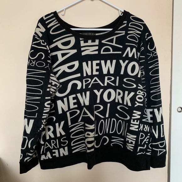 Forever 21 Tops - ⭐️2/$25 Forever 21 New York Paris London